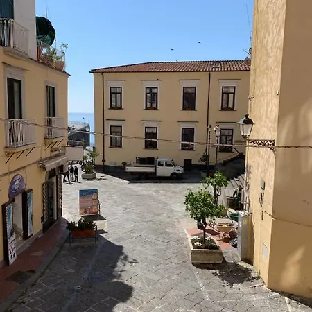 Vakantiehuis Sea View First Floor “casa Mia “ *